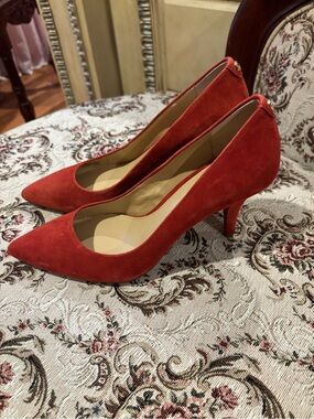 Michael Kors Classic Suede Pointed-Toe Pumps